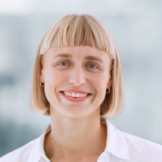 Dr. Marie Brøns
